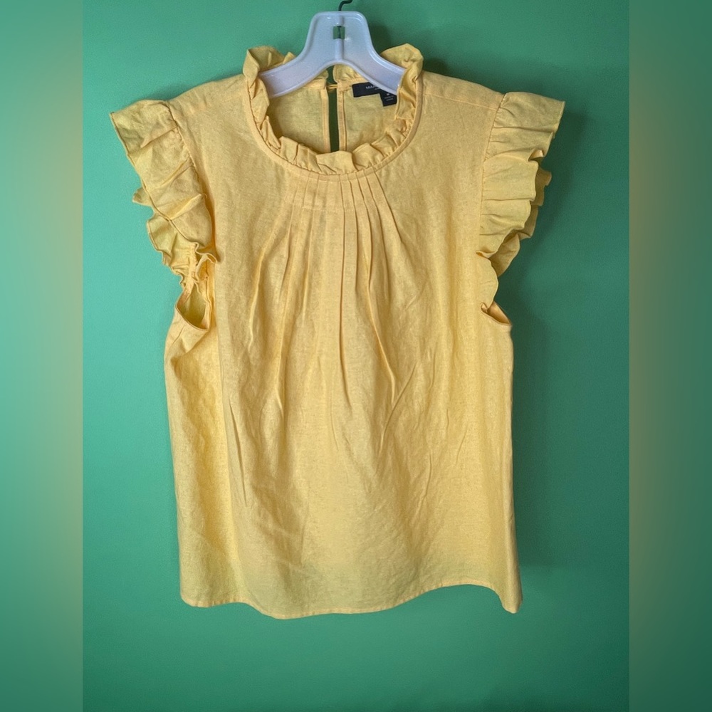 Marc New York Yellow Top Size Medium